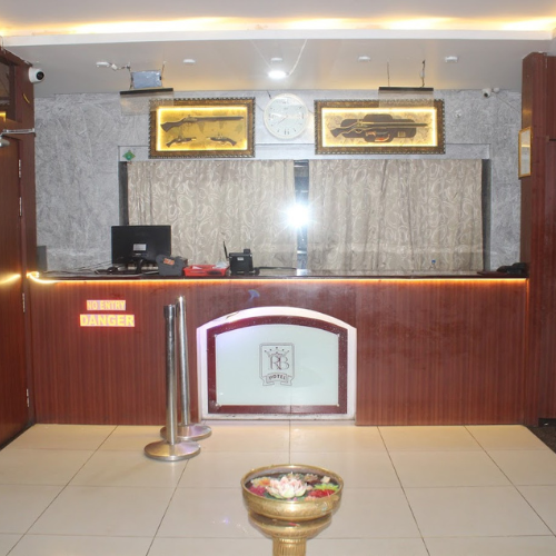 rb restaurant deulgaon-raja